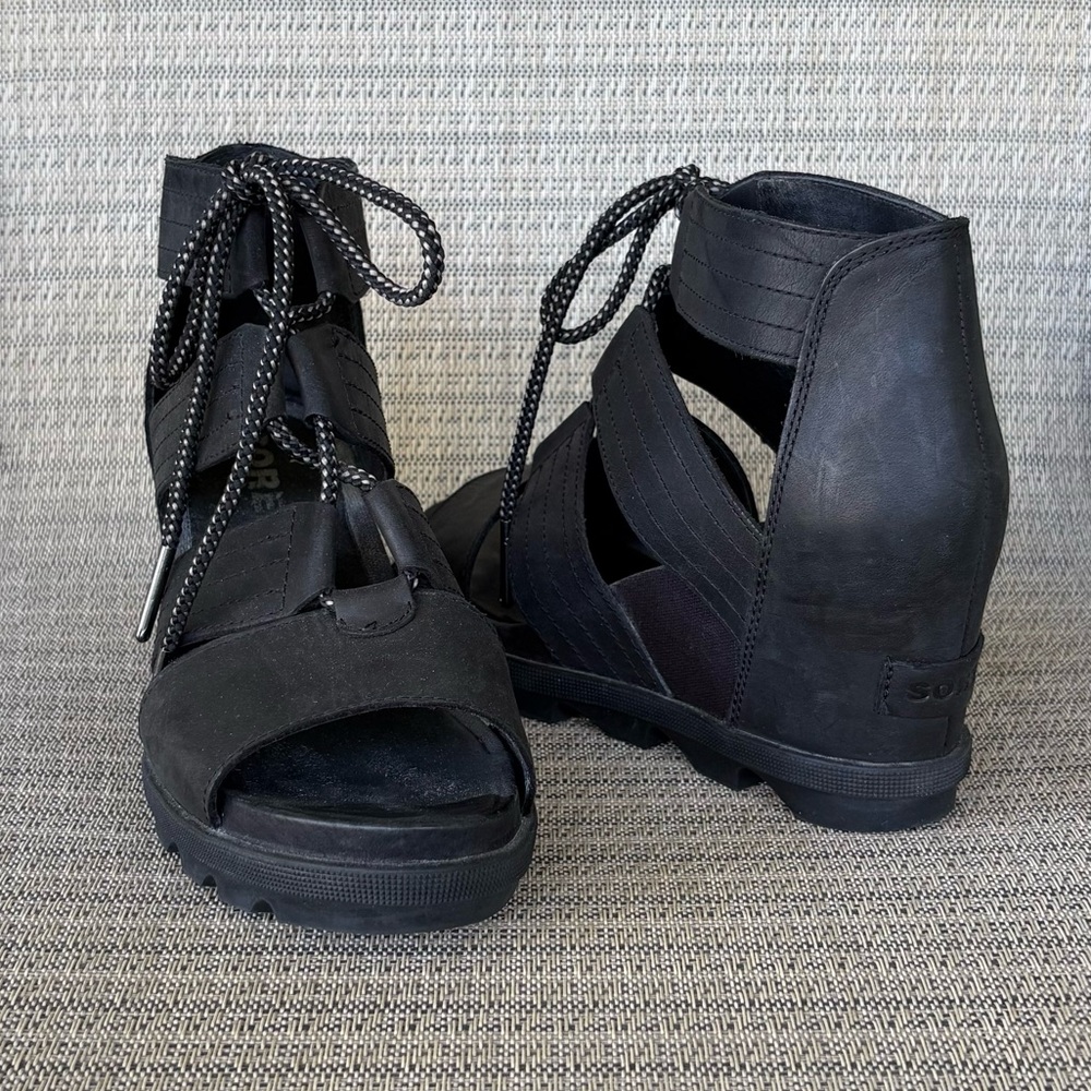 Sorel Joanie II Lace Wedge Leather Sandal Black Size 8
